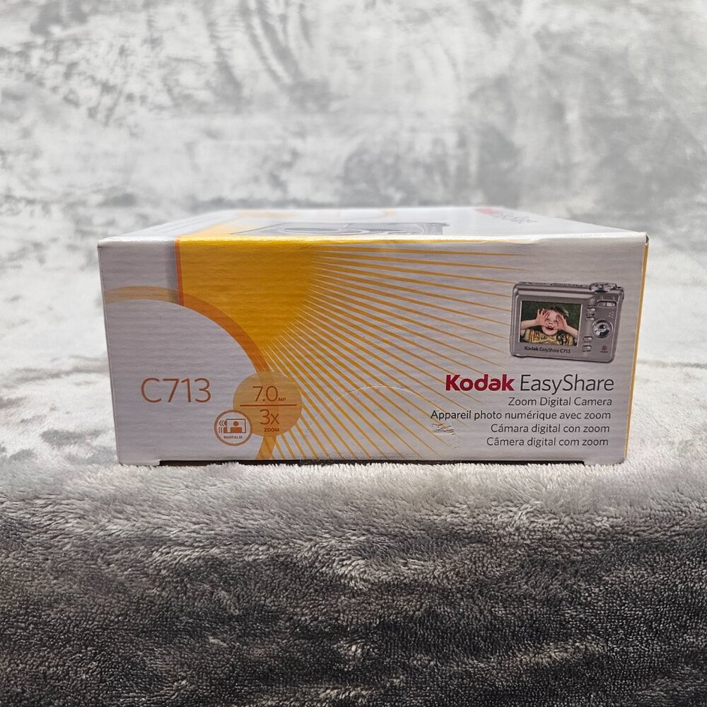 New Kodak EasyShare C713 7MP Digital Camera Sealed In Original Package - Picture 5 of 9